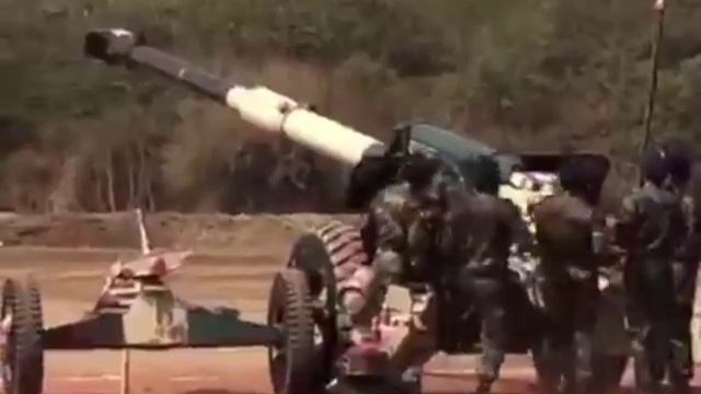 В Индии всё делают с танцами