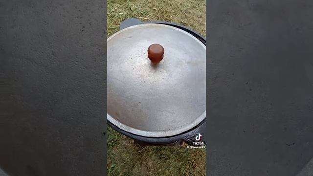 Пельмени жареные с грибами и сливками в казане 🔥