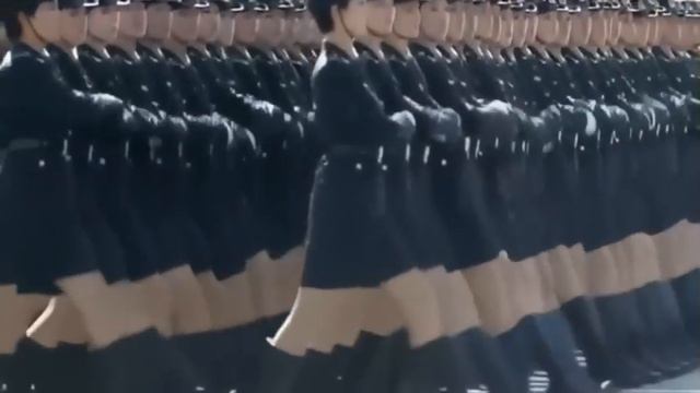 Китайские и корейские девушки на параде под песню Катюша