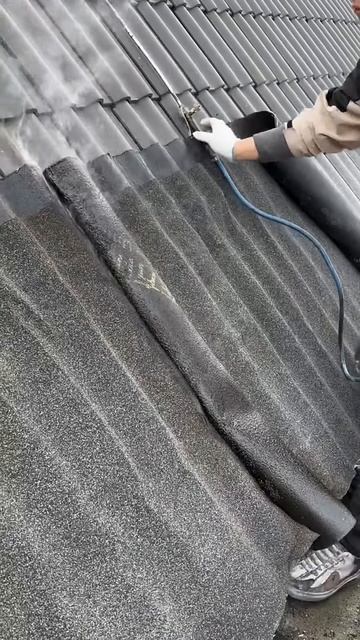 Covering the roof of the house using waterproof carpet #shorts