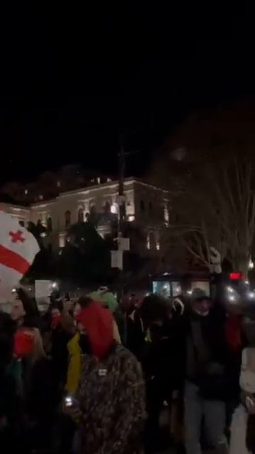 Так в Грузии прошел 102-й день протестовВ Тбилиси тради?