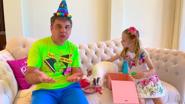 Лайк Настя (Like Nastya) - У Папы день рождения! Настя готовит подарки на праздник