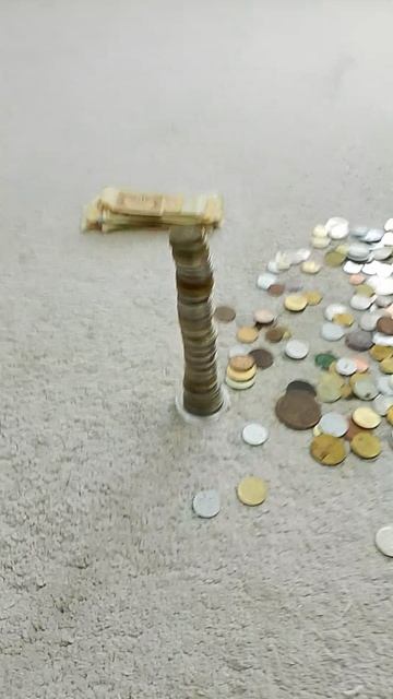 Столб из монет!