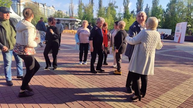 Там белые розы, белые..... 11.05.25.