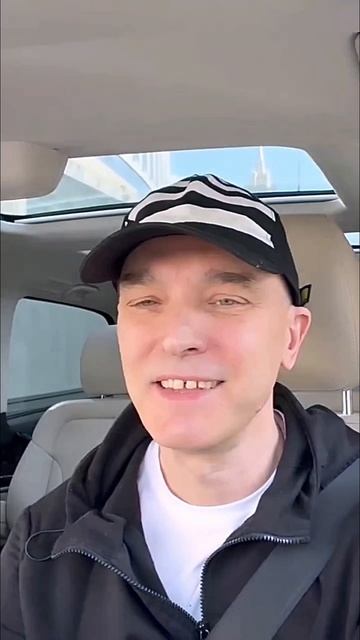"Май" Андрей Державин