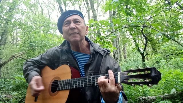 Я в весеннем лесу пил берёзовый сок...