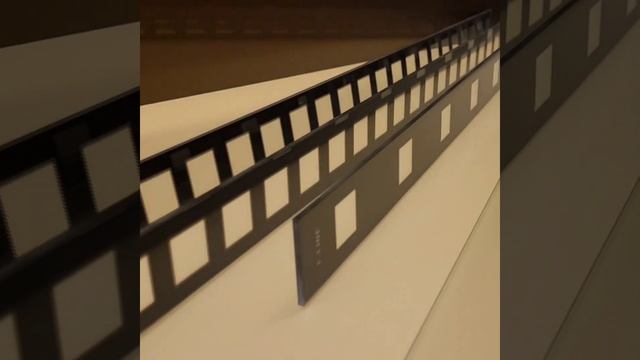 Стекло линейного светильника 35х706х3 мм.