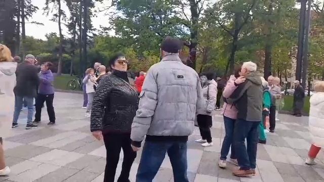Я НЕ ЛЮБЛЮ ТЕБЯ ТЫ МНЕ НЕ НУЖЕН ТАНЦЫ ХАРЬКОВ МАЙ 2025