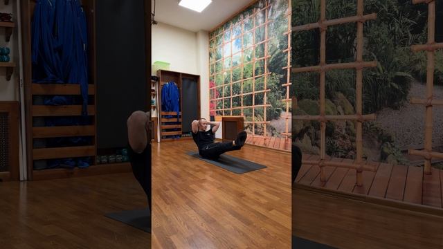 Уголок на полу💪#гимнастика #пресс #спорт #Gymnastics #motivation