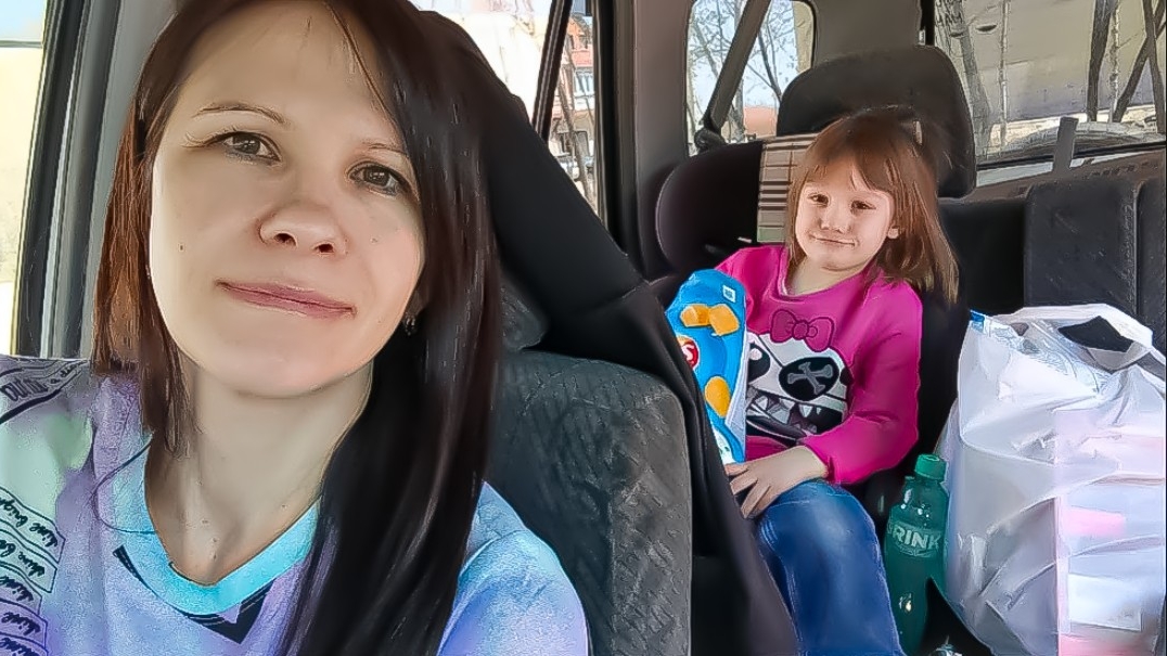 Закупились Пронеслись по магазинам Косметика для Миры VLOG