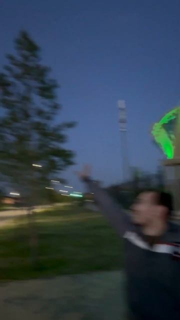 Повелитель лампочки часть 2 #лампочка #парк посмотрим ?