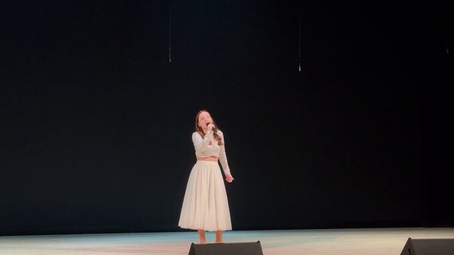 «Это я» авт. А. Петряшева 
Боженко Ульяна, 14 лет