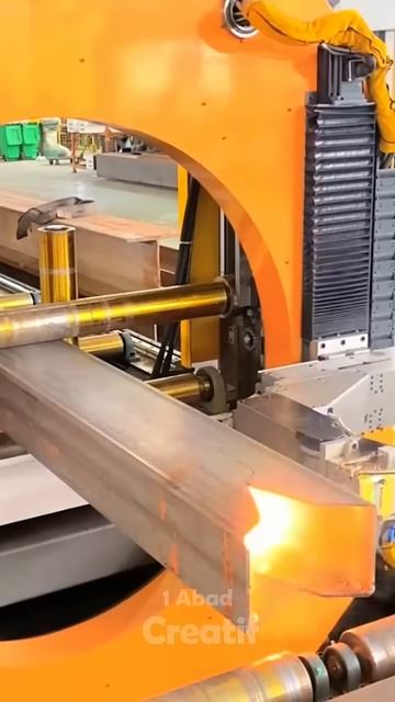 cuts iron with precision #cuttingtools #machinetools #satisfying #machine #shorts