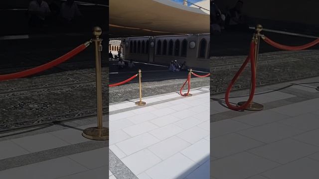 На второй этаж Пророка