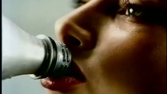 Реклама Coca-Cola Light (2002) Акция «Сезон серебряных форм»
