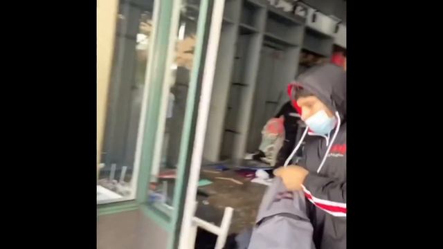 Грабежи беспорядки в Америке USA США протесты бунт против полиции митинги