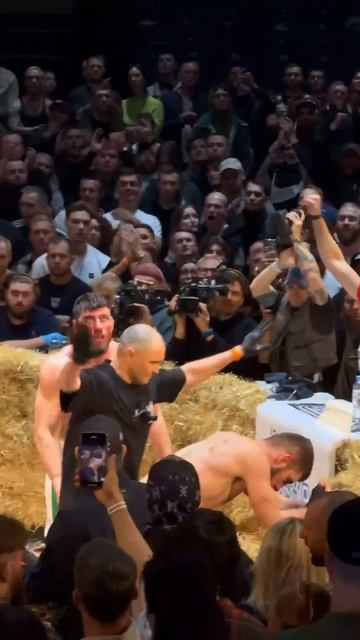 🔥В тяжелом бою Чемпион TOP DOG Магомед «Черная Кобра» Магомедов одерживает победу