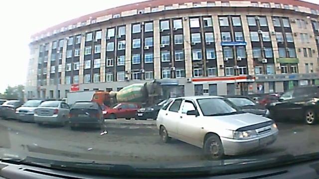как правильно занять 2 машинаместа