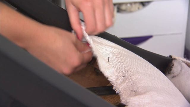 Как я превратил уродливый старый стул в стильное кресло за $400 дешевле, чем в магазине