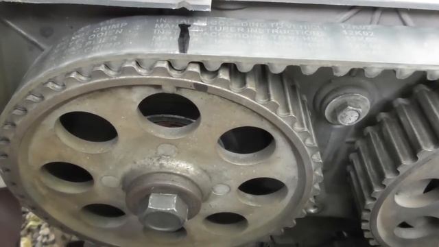 Как Правильно Выставить по Меткам Ремень ГРМ в 16 Клапанном Двигателе ВАЗ от Горобинского