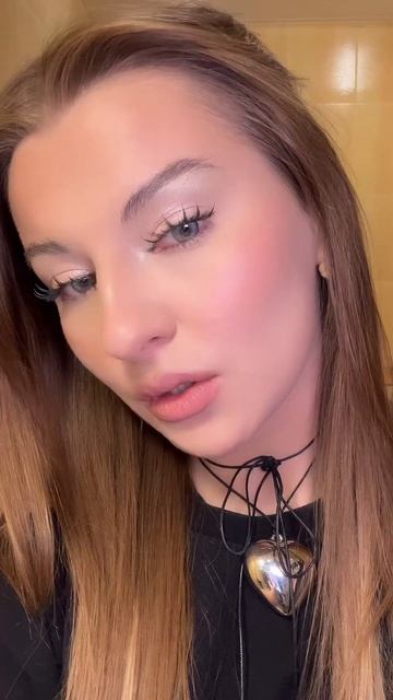 при заказе на сайте скидка 20 % с моим промокодом: maribella #