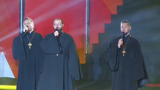 "За Святую Русь помолюсь"