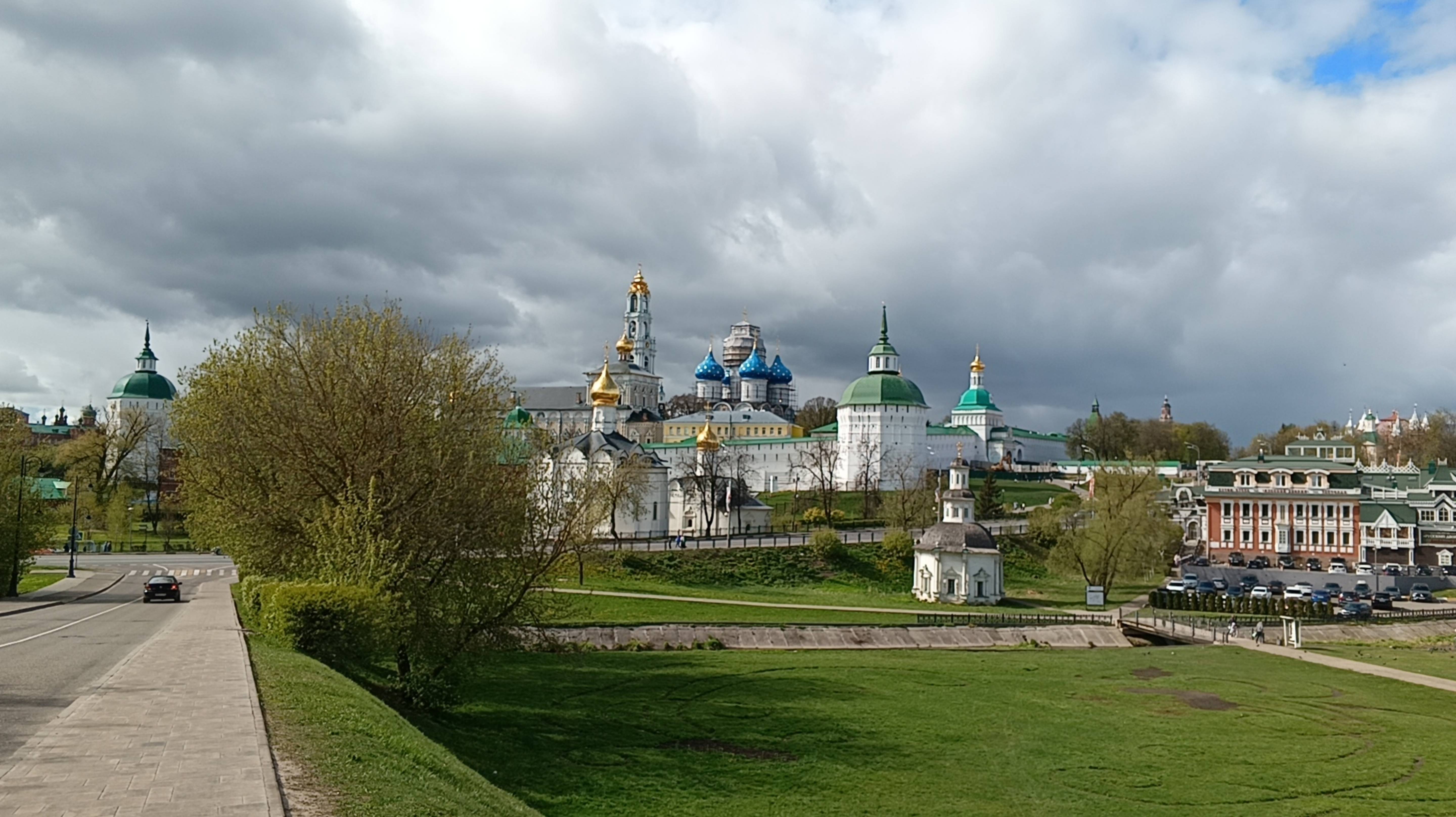 Прогулка по Сергиеву Посаду. Часть 5. Троице-Сергиева Лавра.Успенский собор. Усыпальница Годуновых.