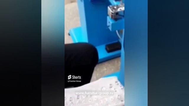 Установка сорочечной кнопки / Installing a shirt button