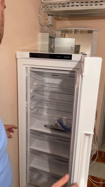 Морозилка indesit