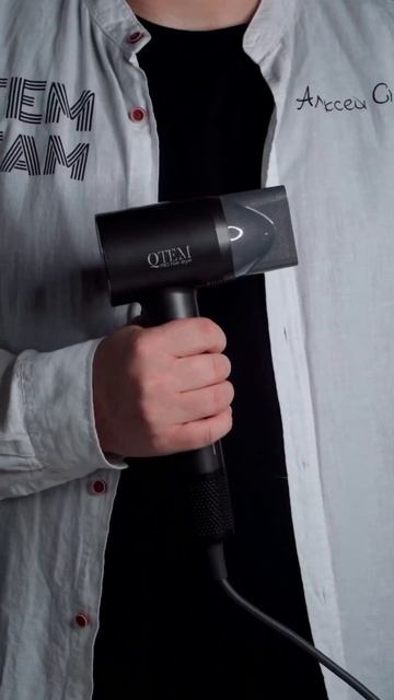 легендарный фен от QTEM доступен в 2 оттенках (белый и гр?