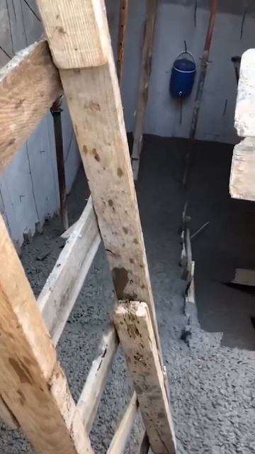 Вот и поплыли деньги в по лестнице.