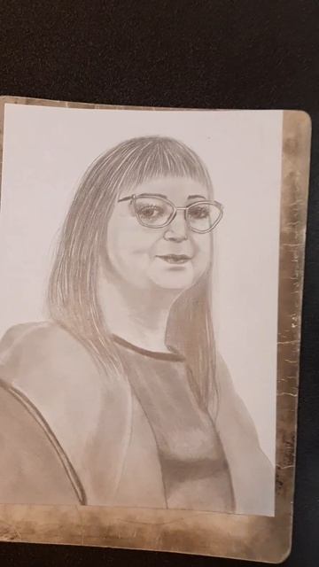 Рисовал простым карандашом