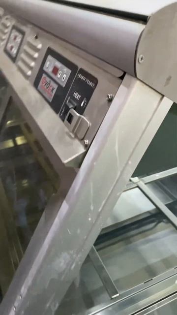 Витрина б/у. Адрес склада: Ул.Выборгская 16к2с6, +79661218751 В?