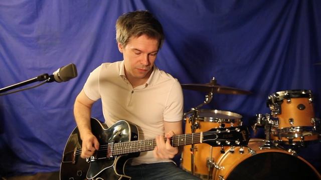 Gibson ES-135