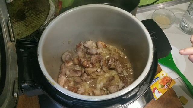 ГОТОВЛЮ ИЗ КАПУСТНОГО САЛАТА, ТУШЕНУЮ КАПУСТУ С МЯСОМ