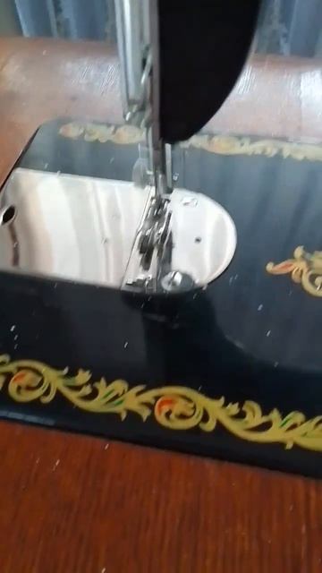 швейная машинка 1984 года