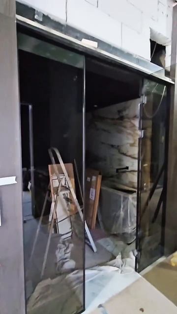 видео Стеклянные двери для Спа комплекса