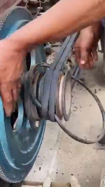 diesel engine rubber installation process #machinetools #simpletools #machinery #workingtools #tools