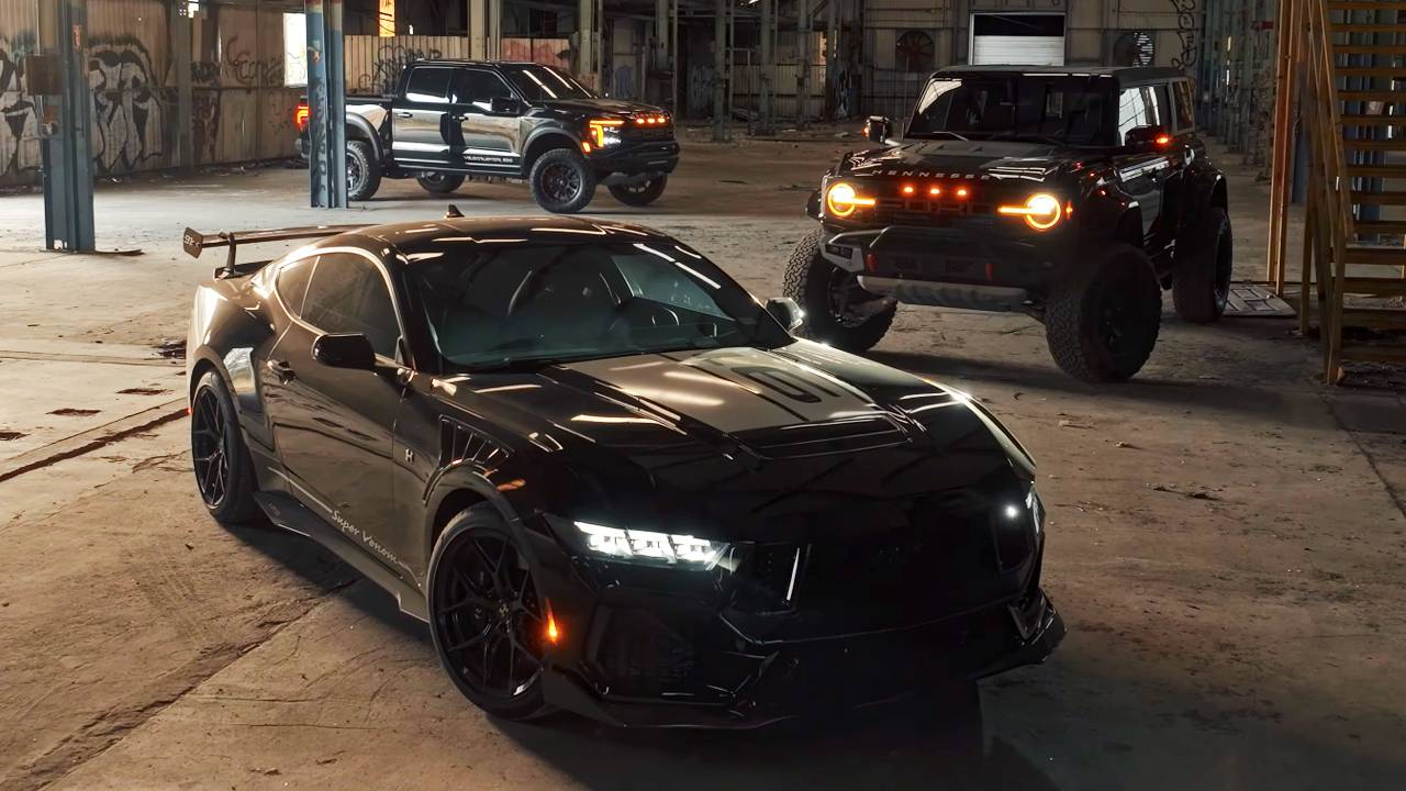 Три брутальнейших американца от Hennessey Performance в одном видео