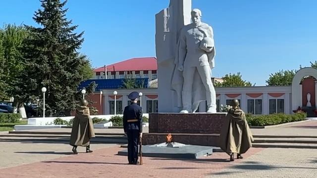 Возложение цветов