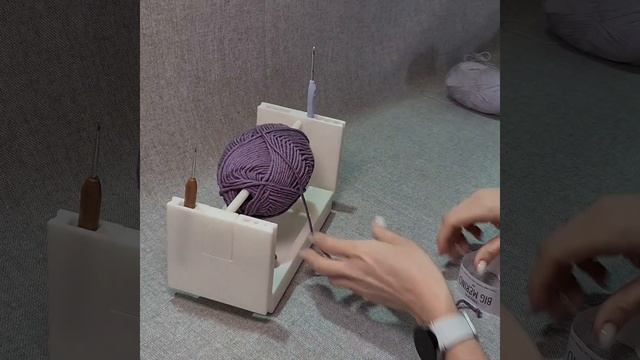 Держатель для пряжи в работе