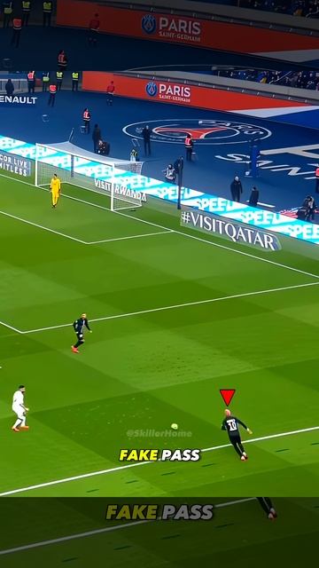 Fake Football Moments + Ronaldinho😭