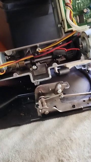 ремонт швейной машины Brother NV 400.