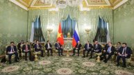 На фоне провокаций: Путин провел дипломатический марафон в Москве