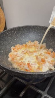 Паста с креветками в сливочном соусе