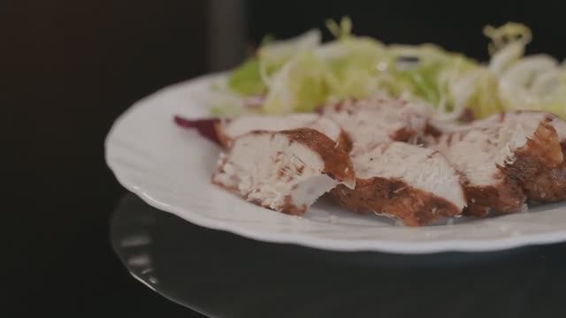Куриная грудка на пару, СОЧНАЯ, АРОМАТНАЯ.