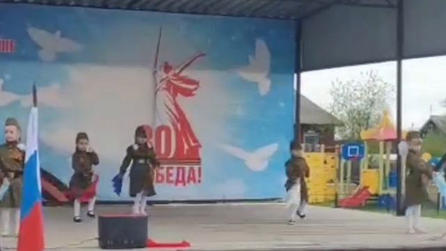 Победный май священная весна
