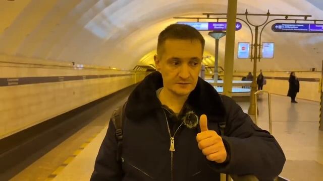 Что делать, если вас зажал эскалатор_.mp4