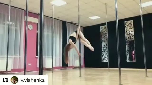 Виктория Вишневская, заход через списан во флаг, выход в планку