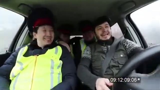 прикол, дпс добирается на такси